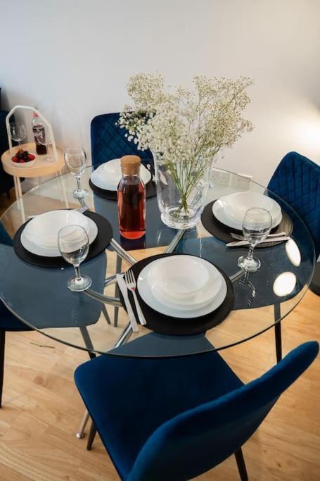 2 Bed Apt In Leeds City Centre Екстер'єр фото